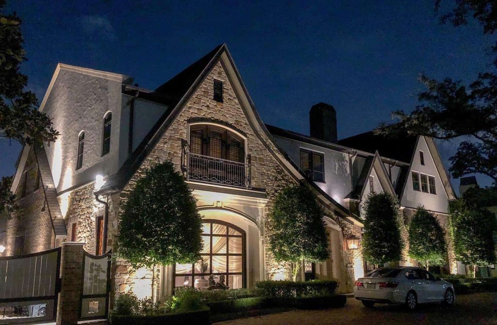 Professional Outdoor Lighting in Sugar Land