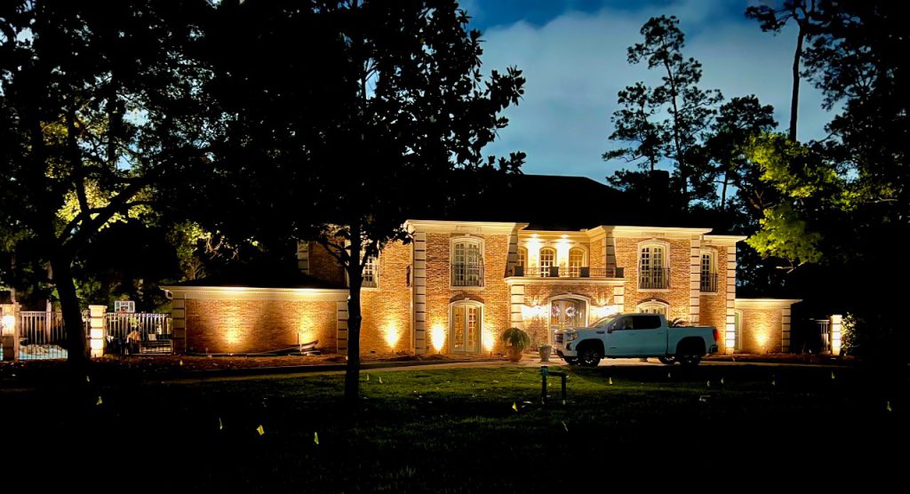 What is the Best Outdoor Lighting for a Large House?