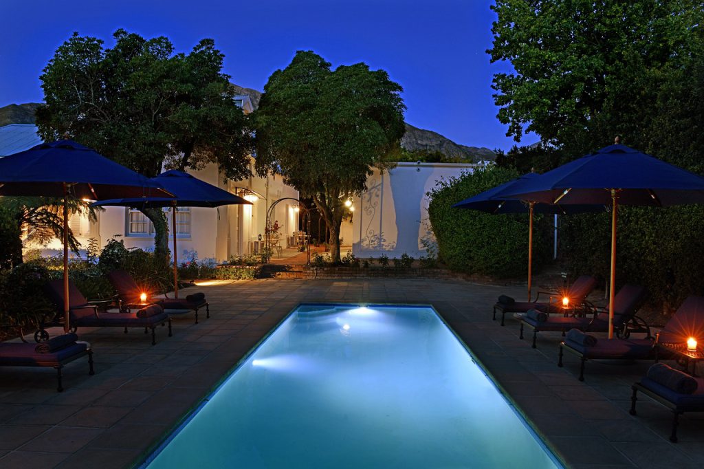 Make Your Backyard Into A Vacation Destination with Lighting