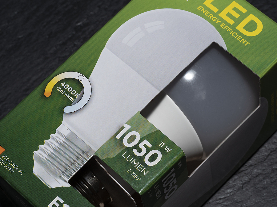 A LED lamp of 4000K cool white and 1050 LUMEN in the package. Wattage vs Lumens.