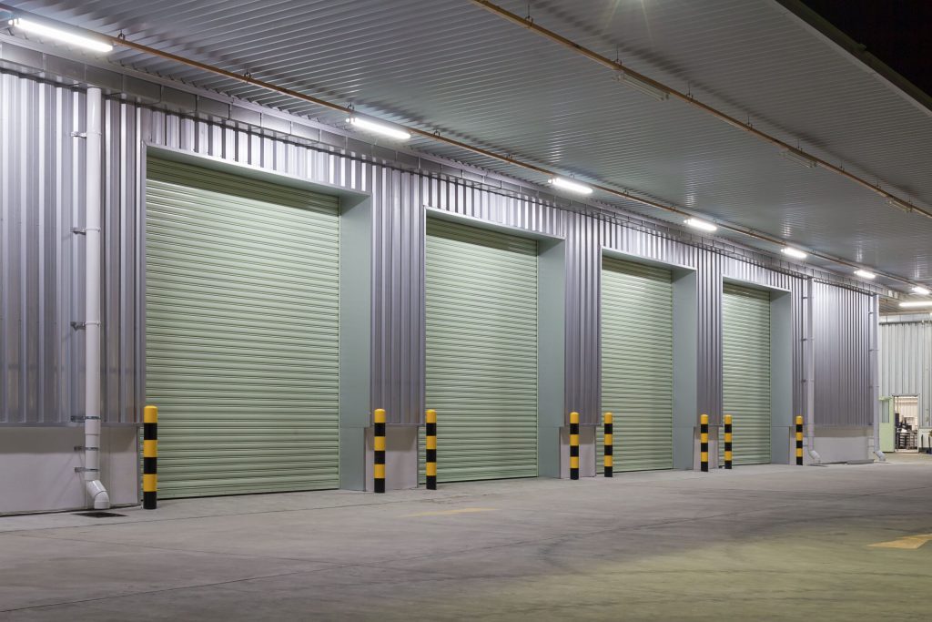 3 Benefits of Commercial Landscape Lighting for Businesses